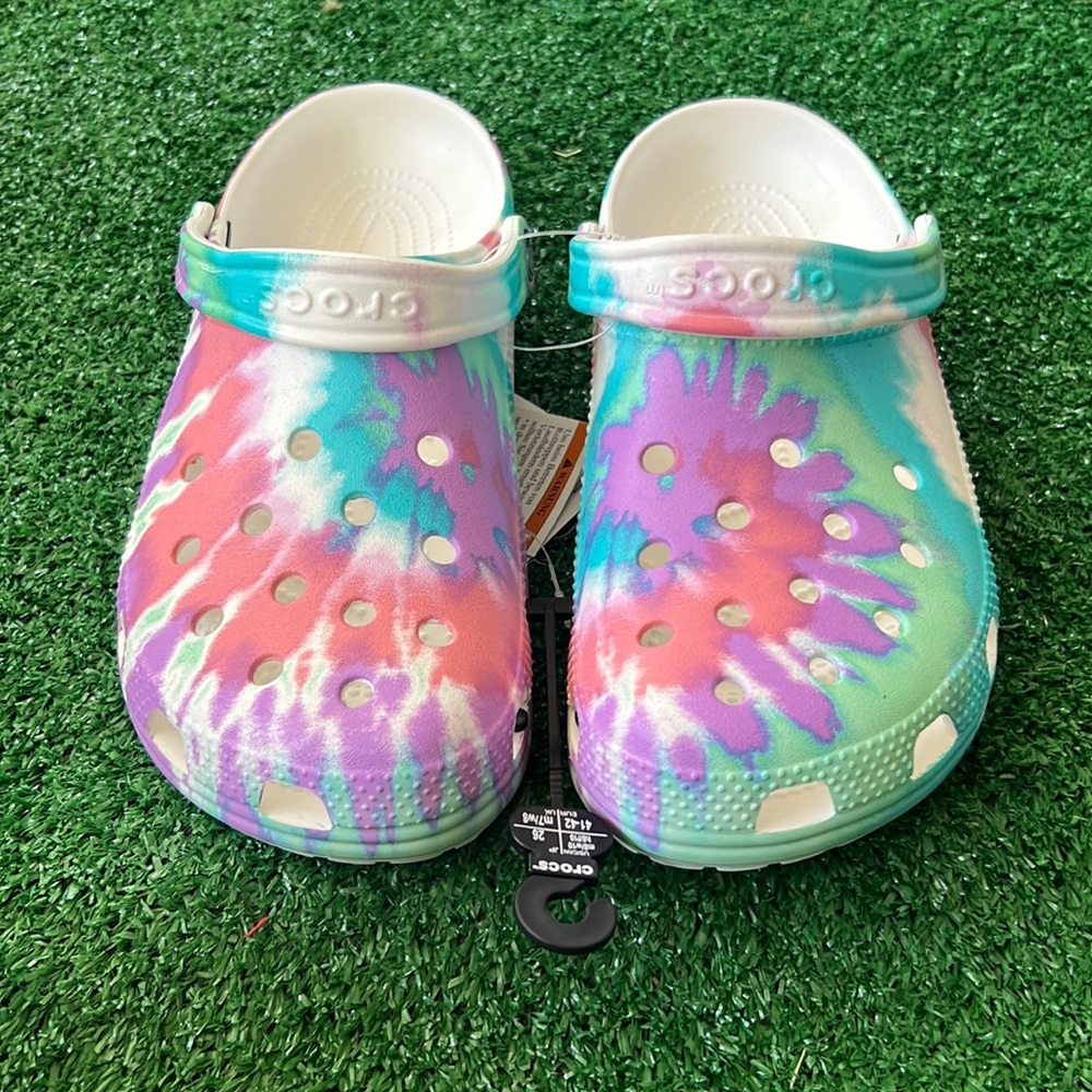 CROCS